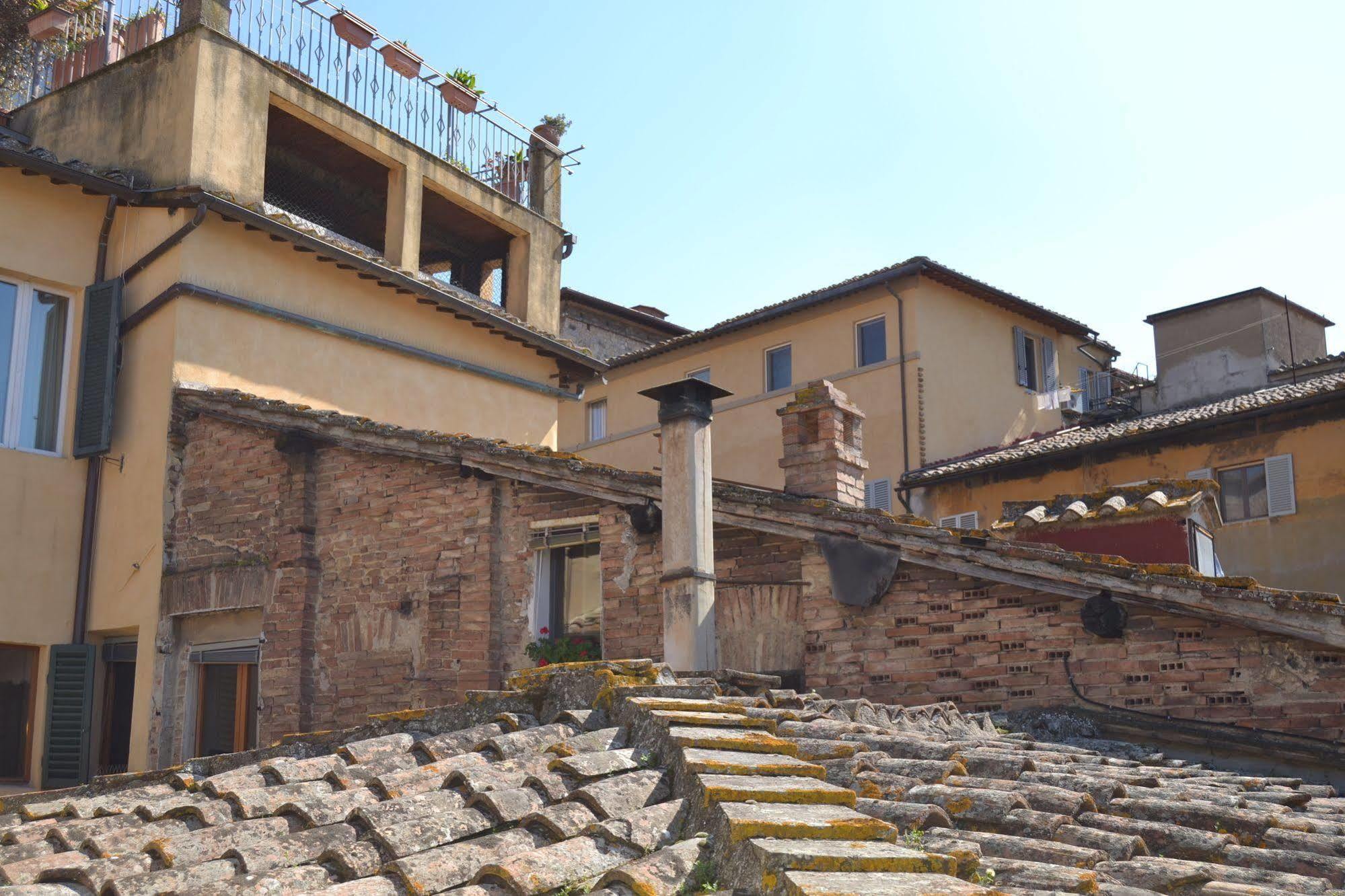 La Casa Di Antonella Hotel Siena Exterior photo